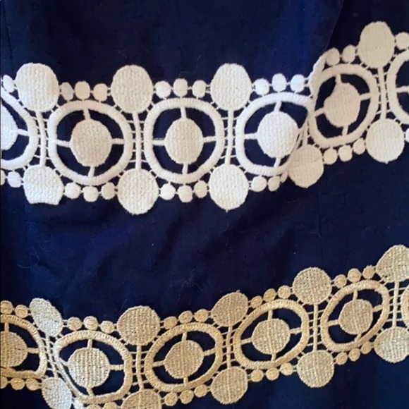 Lilly Pulitzer Navy & Gold Embroidered Lace Shift Dress Size 0 Excellent Cond. - Picture 9 of 16